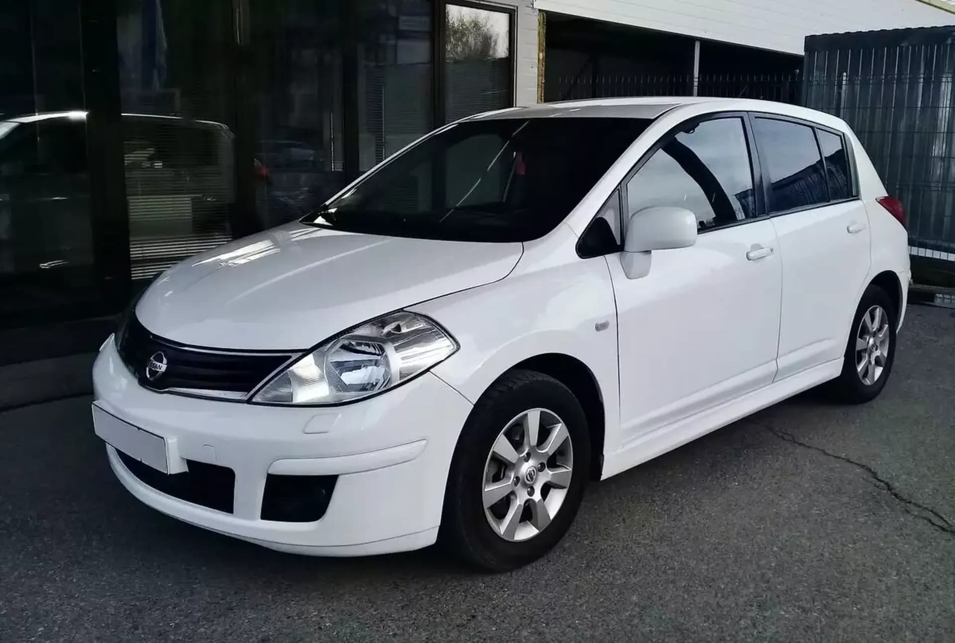 Nissan Tiida