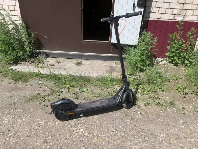 Электросамокат Ninebot Kickscooter F2 Plus